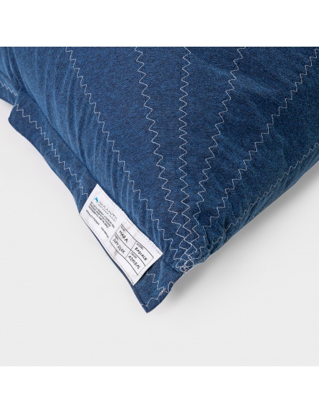 Randa: El Único asiento Puff con Diseño Radial para exteriores e interiores