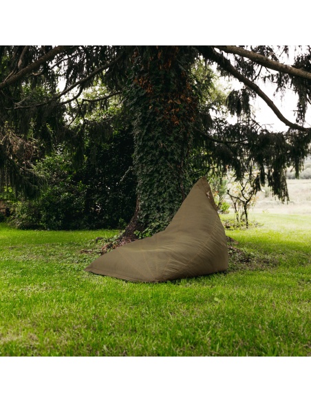 Randa: El Único asiento Puff con Diseño Radial para exteriores e interiores