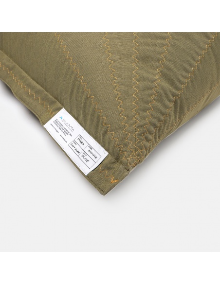 Randa: El Único asiento Puff con Diseño Radial para exteriores e interiores