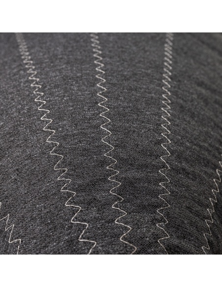 Randa: El Único asiento Puff con Diseño Radial para exteriores e interiores