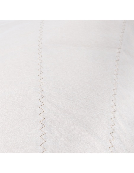 Randa: El Único asiento Puff con Diseño Radial para exteriores e interiores