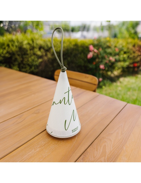 Lámpara Cala: Diseño Náutico, Luz Regulable, 143 Horas de Batería