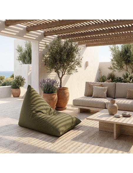 Thera: Puff Exterior Impermeable y Puff Diseño Italiano