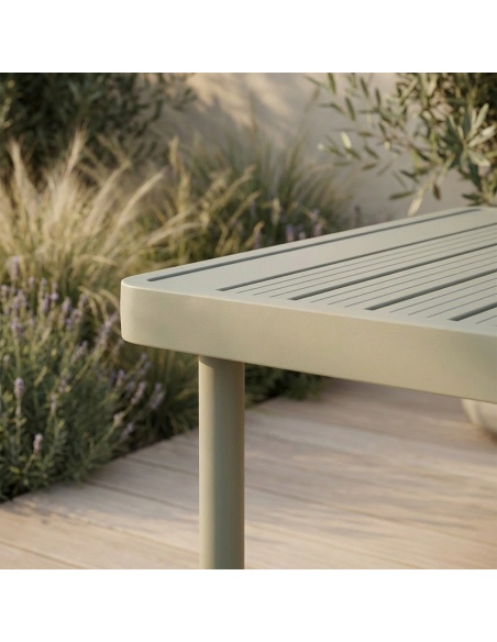 Melina: Salón lounge de exterior con cojines extra gruesos