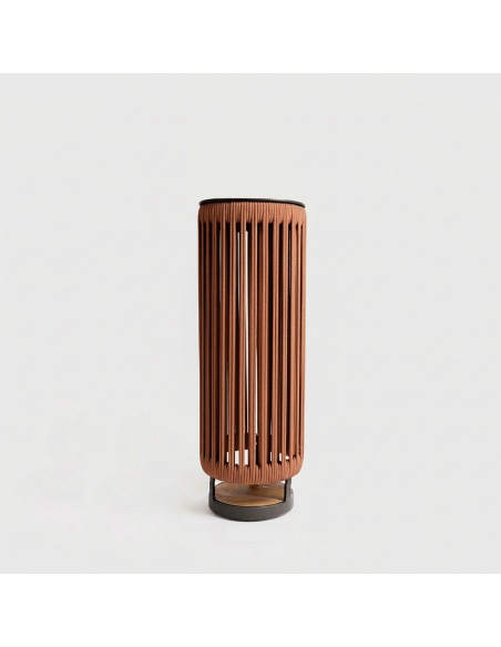 Filara: lámpara solar diseño para jardín y exterior moderno