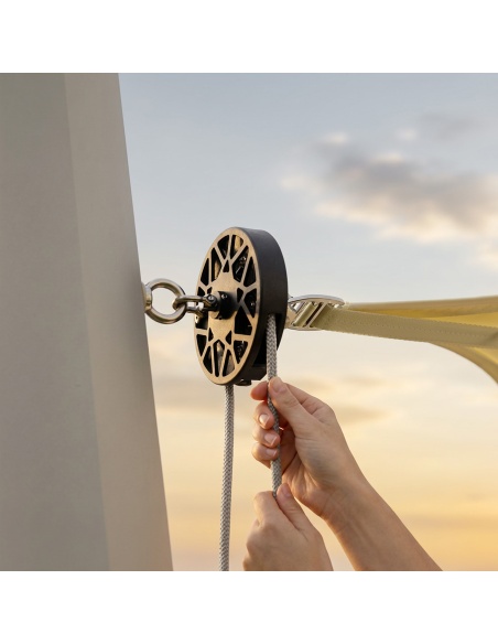 EZ Furl – Sistema Enrollable Universal para Toldos Vela