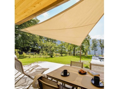 Solaria Impermeable: Nuestro Mejor Toldo Vela con Corte Radial Made in Italy