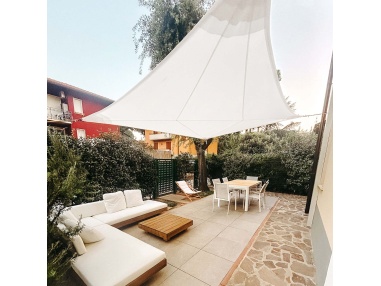 Solaria Impermeable: Nuestro Mejor Toldo Vela con Corte Radial Made in Italy