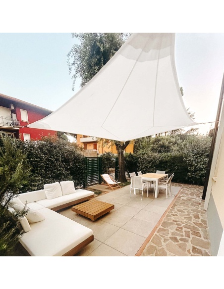 Solaria Impermeable: Nuestro Mejor Toldo Vela con Corte Radial Made in Italy
