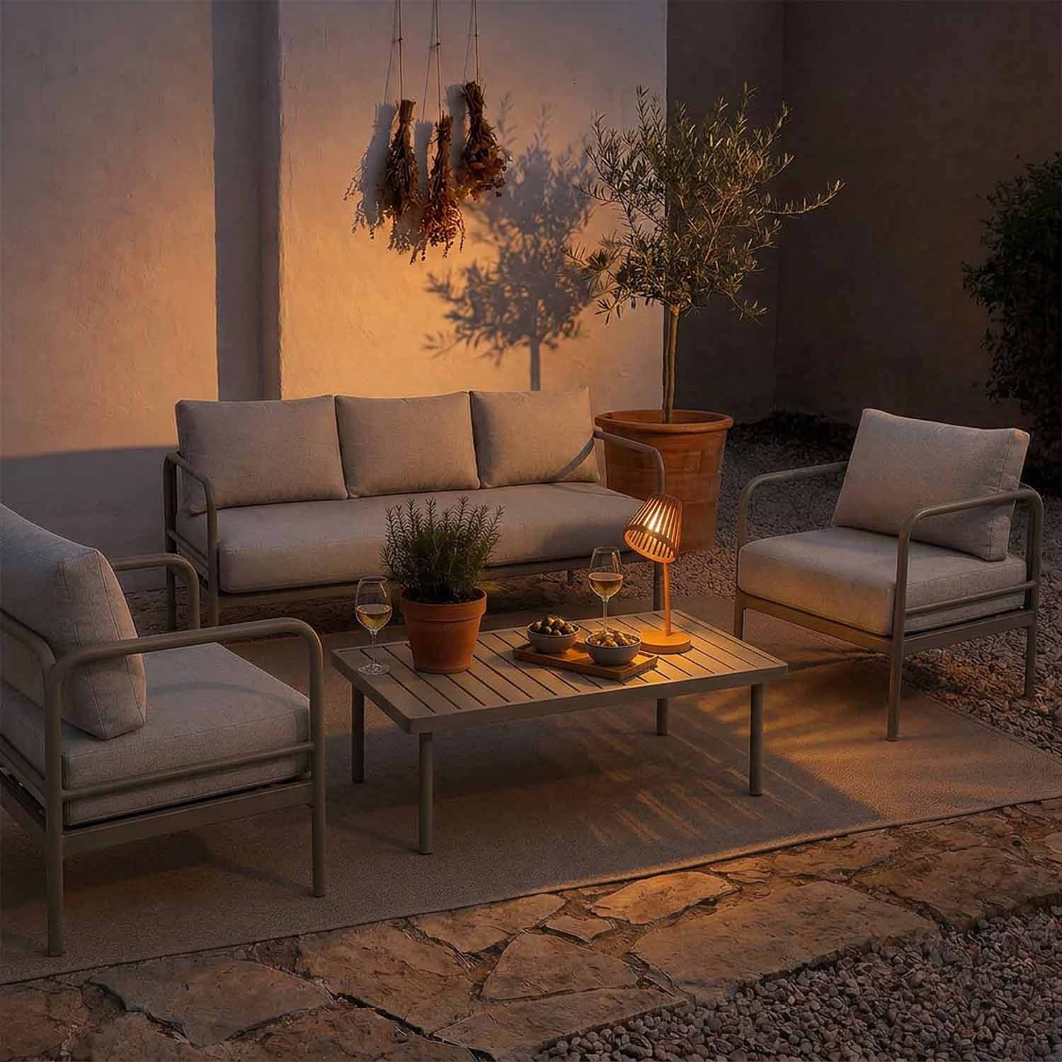 Exterior e interior, el mismo conjunto
